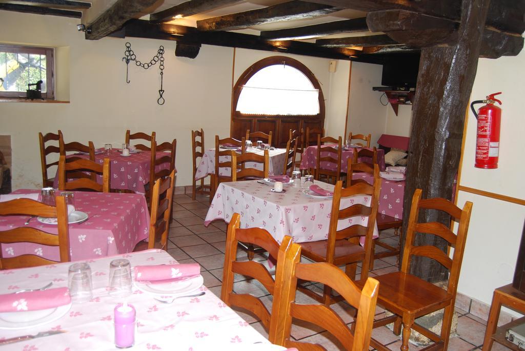 Hostal Ezkurra Екстер'єр фото